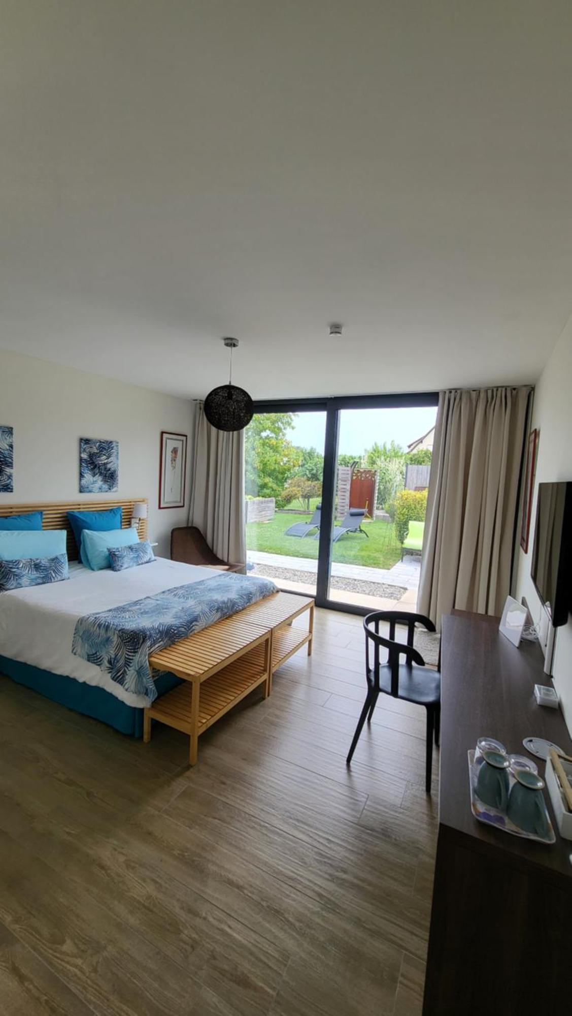 Le Jardin Des Pies Bed & Breakfast Manspach Eksteriør bilde